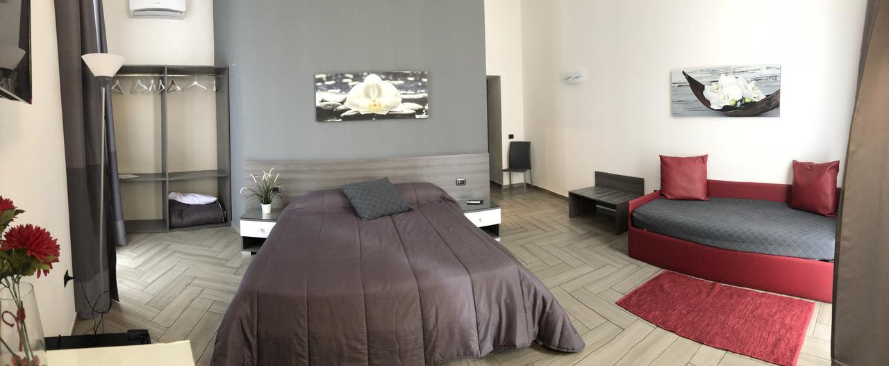 La Dimora di Garibaldi Bed & Breakfast Napoli Bagian luar foto